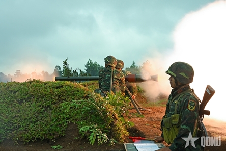 Division 320 conducts tactical live-fire drill for reserve force